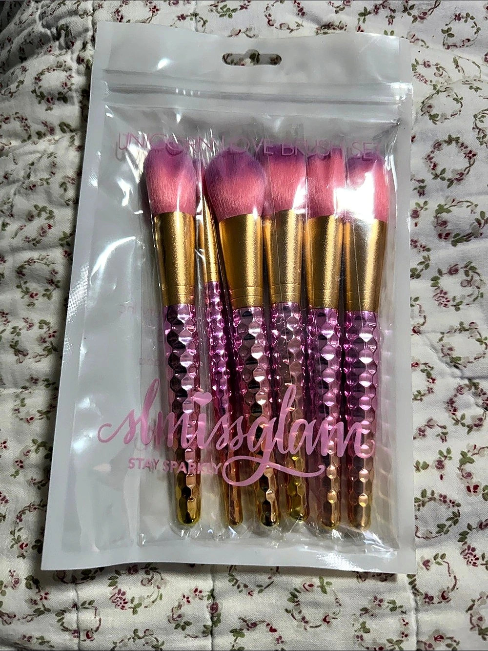 Melao Glam Makeup Brush Set Pink & Gold NWT